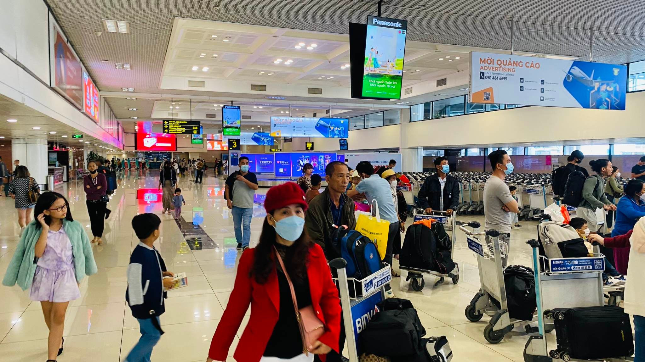 Noi Bai Airport begins to pilot facial recognition technology