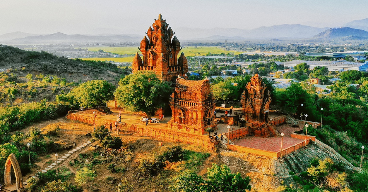 Po Klong Garai Tower: mysterious Cham masterpiece