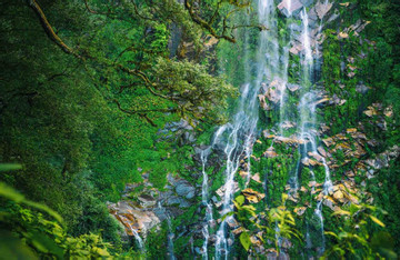 ﻿The breathtaking Ong Chua Waterfall