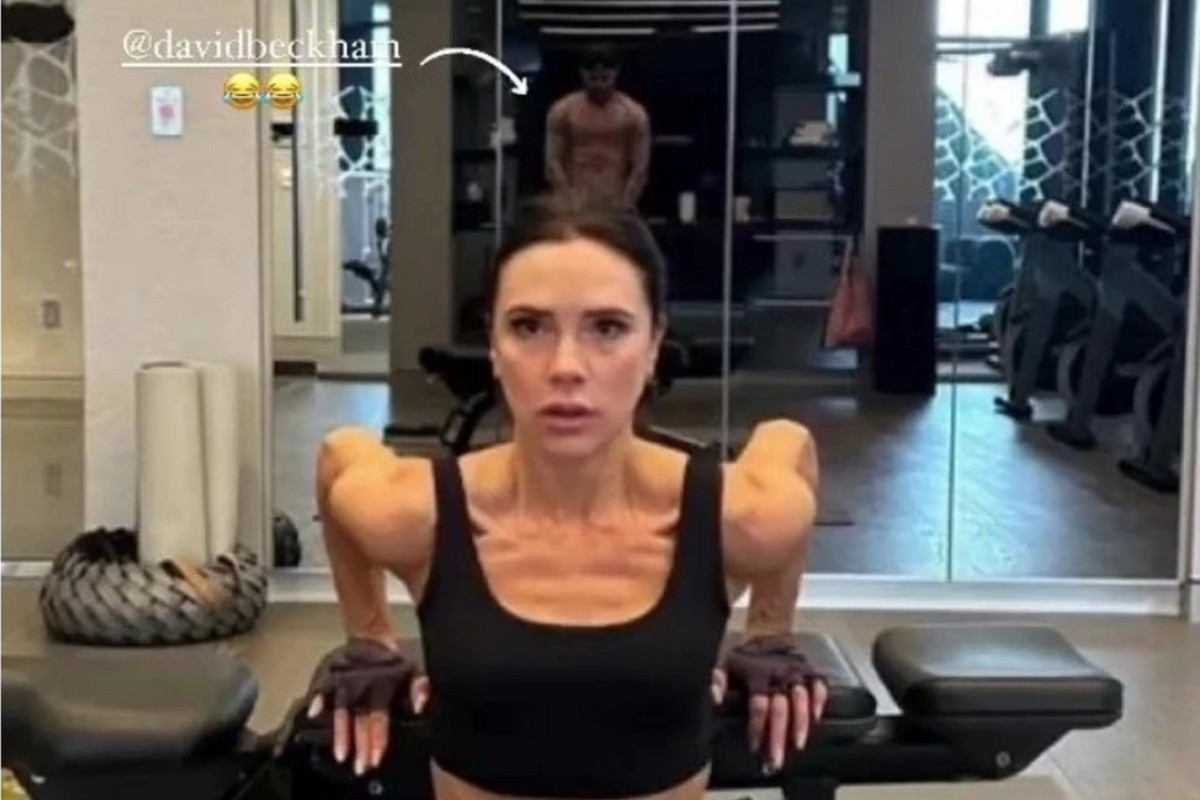 Victoria Beckham đăng ảnh tập gym, fan đổ dồn sự chú ý vào David Beckham