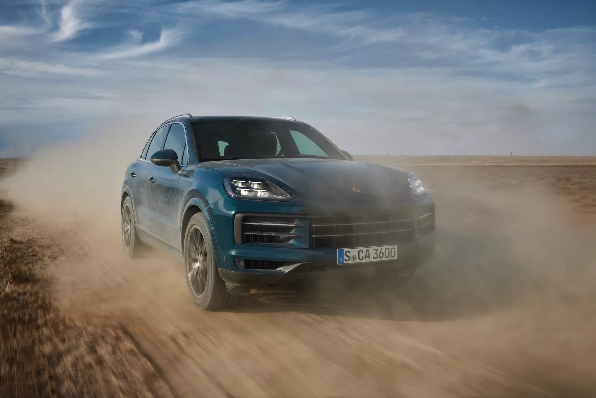 Porsche Cayenne 2024 ra mắt, giá tăng