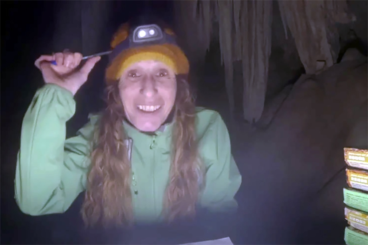 Trải nghiệm đặc biệt của người phụ nữ sống một mình trong hang tối suốt 500 ngày