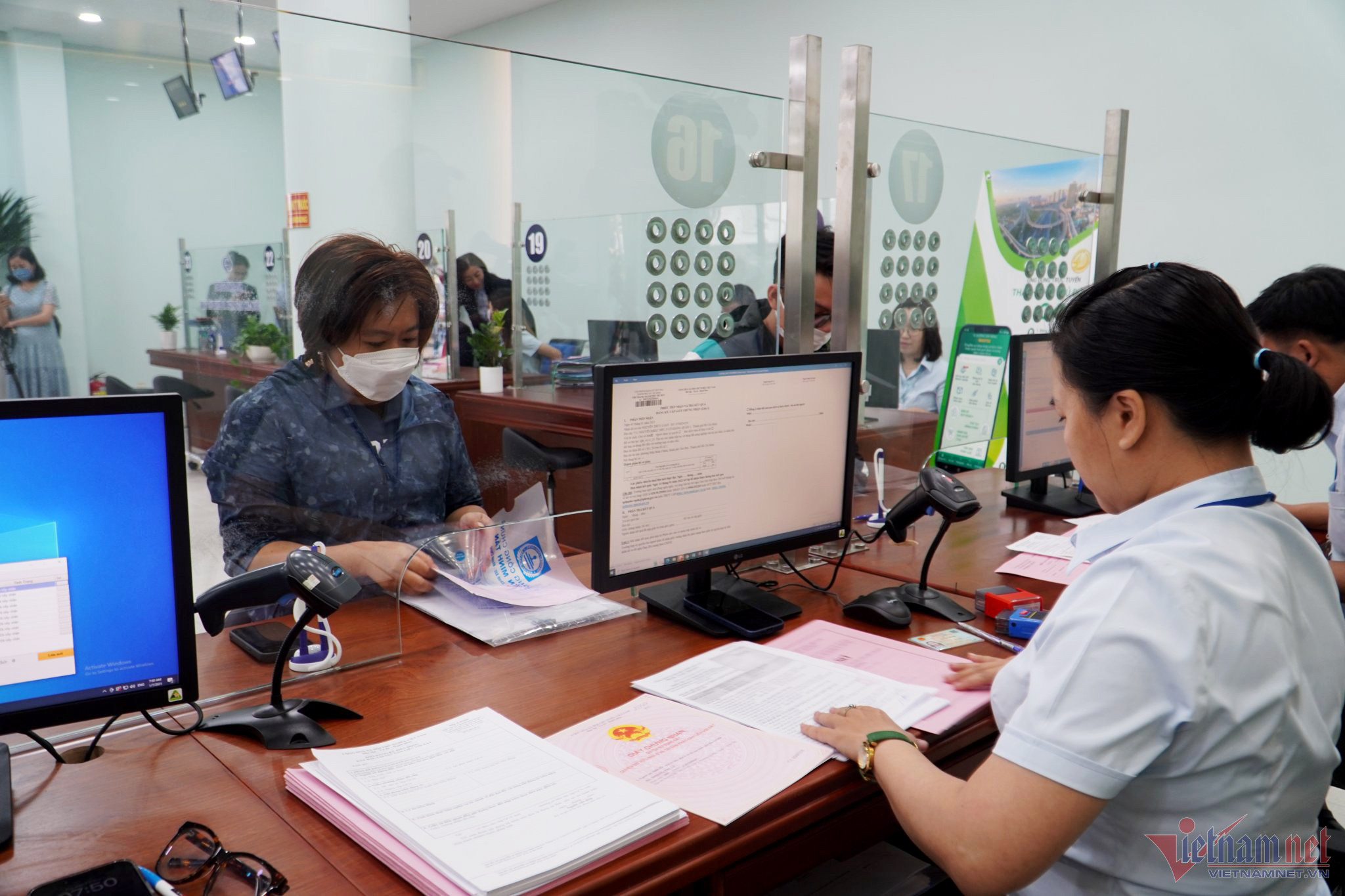 Siêu sao làm MC với cát sê 10 triệu đồng