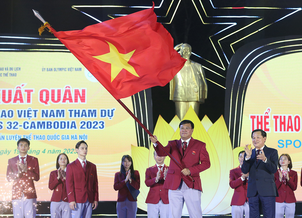 Tưng bừng Lễ xuất quân đoàn TTVN dự SEA Games 32