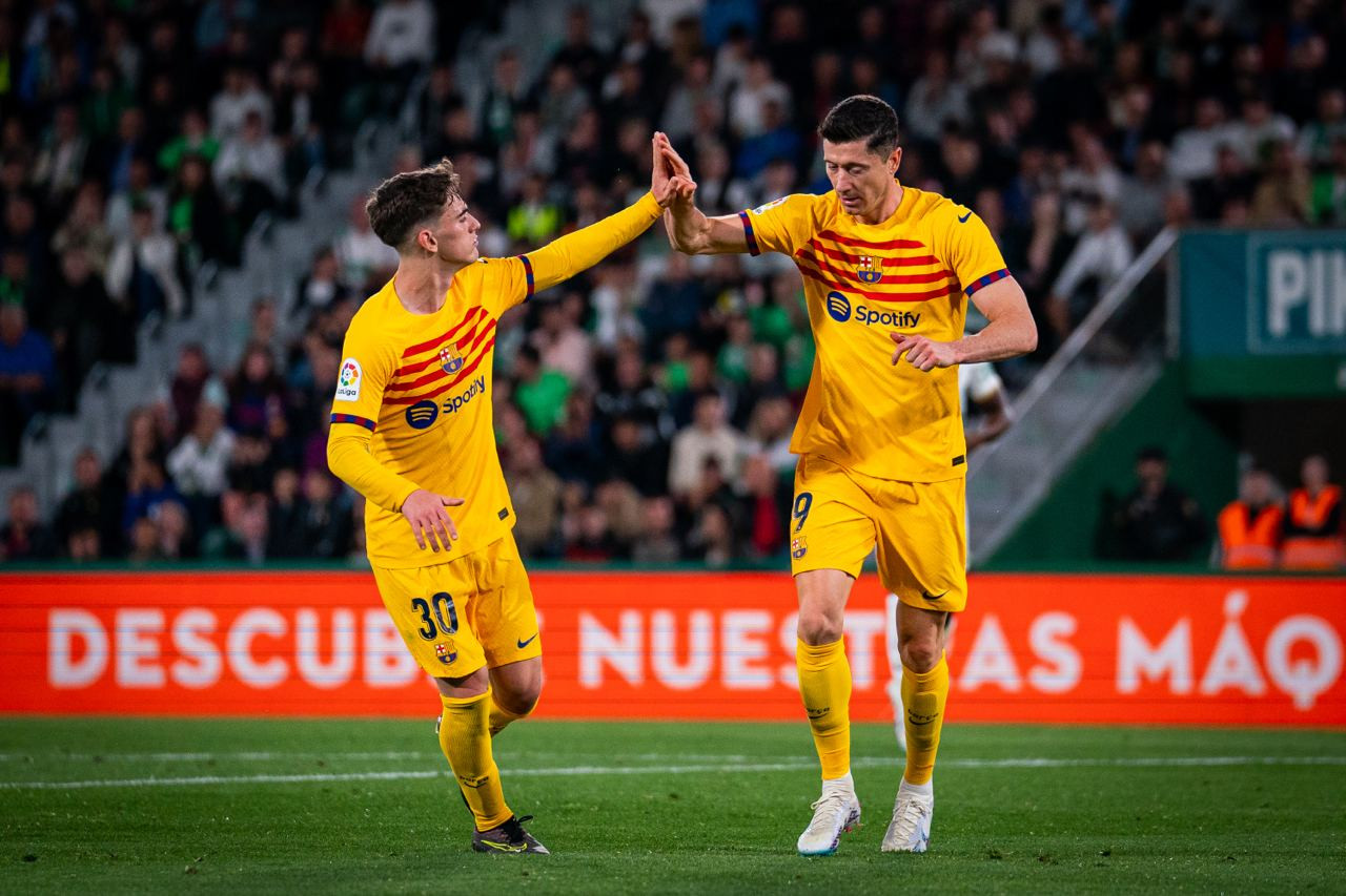 Bảng xếp hạng La Liga 2022-23 mới nhất: Barca tiến sát ngôi vương