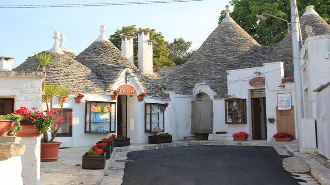 Alberobello - làng cổ tích độc đáo nhất nước Ý