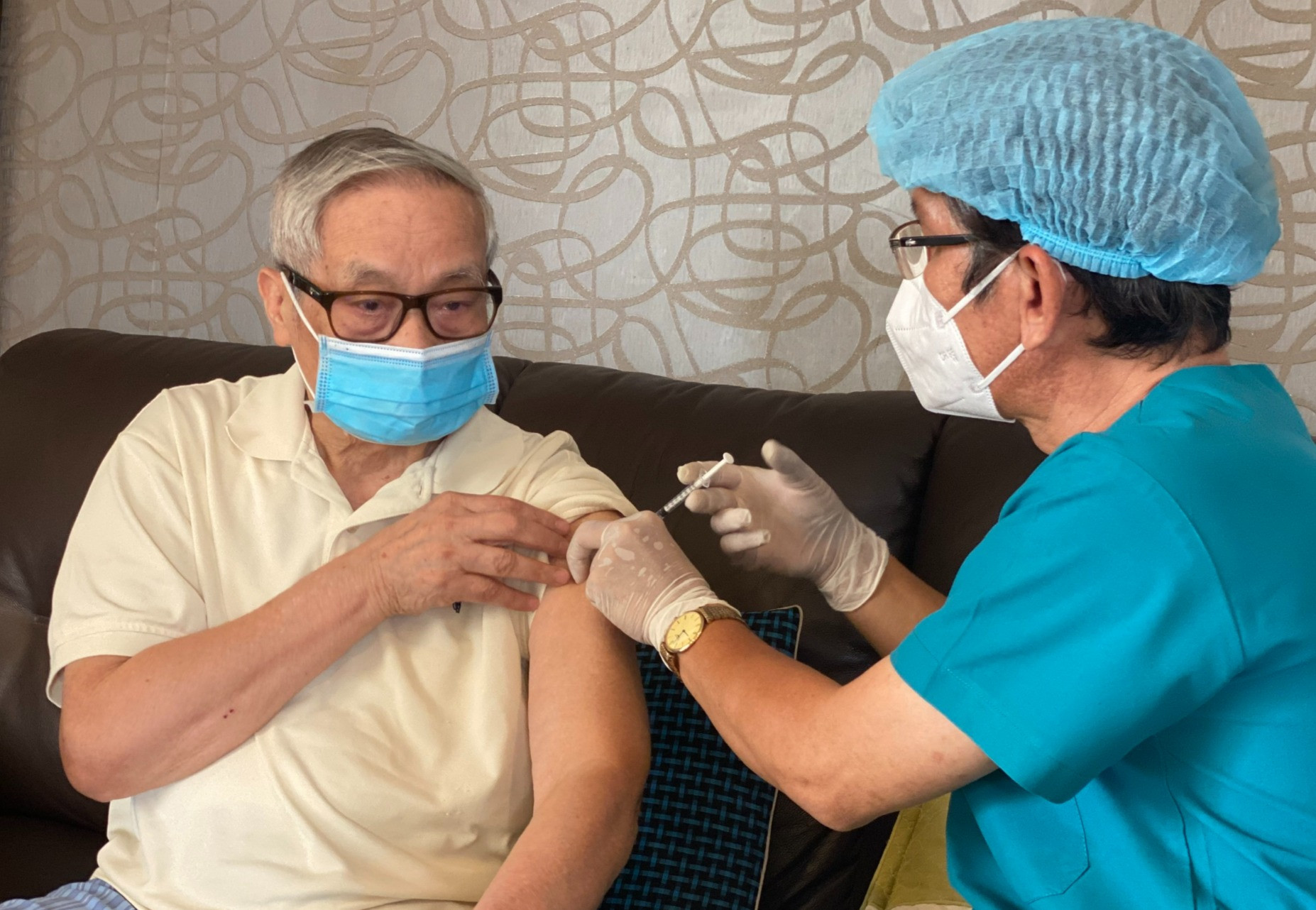Việt Nam sẽ đánh giá hiệu quả tiêm chủng vắc xin Covid-19