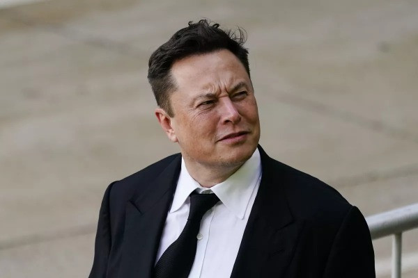 Tỷ phú Mỹ Elon Musk mất gần 13 tỷ USD trong vòng 24 giờ