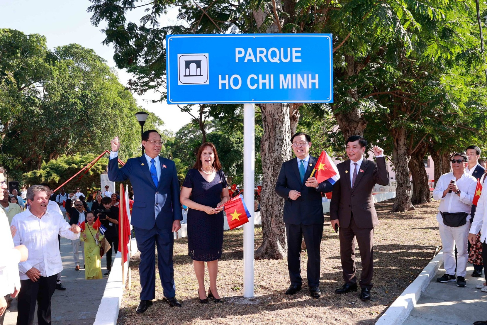 Chủ tịch Quốc hội xúc động khi Cuba có công viên mang tên Chủ tịch Hồ Chí Minh