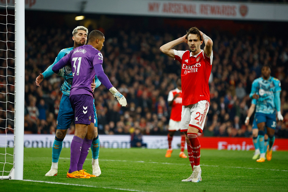 Bảng xếp hạng Ngoại hạng Anh vòng 32: Arsenal nguy cơ bị Man City qua mặt