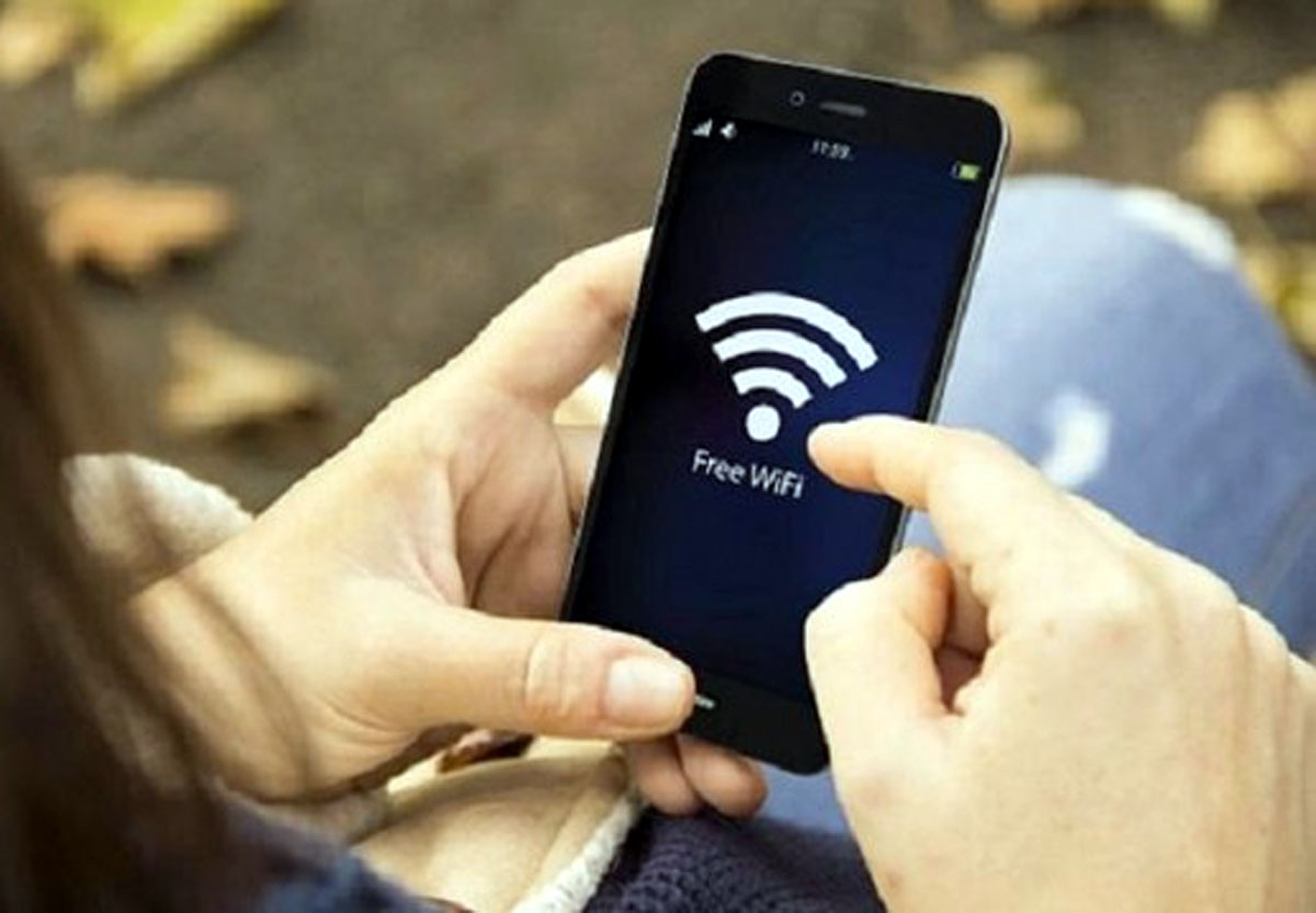 Nguy cơ mất tiền khi chuyển khoản bằng wifi công cộng