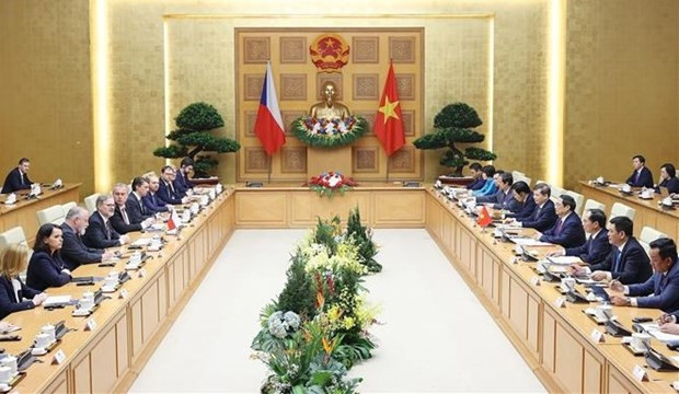 Vietnam, Czech PMs hold talks in Hanoi hinh anh 1