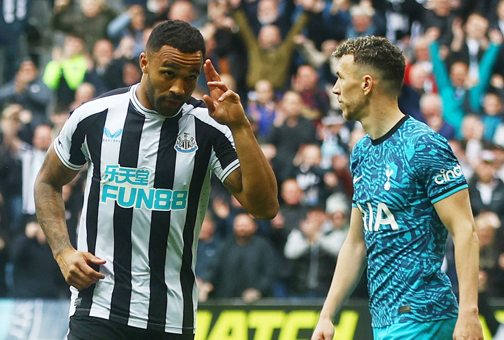 Newcastle đè bẹp Tottenham 6-1