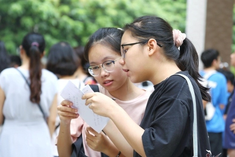 Top trường công lập có điểm chuẩn vào lớp 10 cao nhất Hà Nội năm 2022