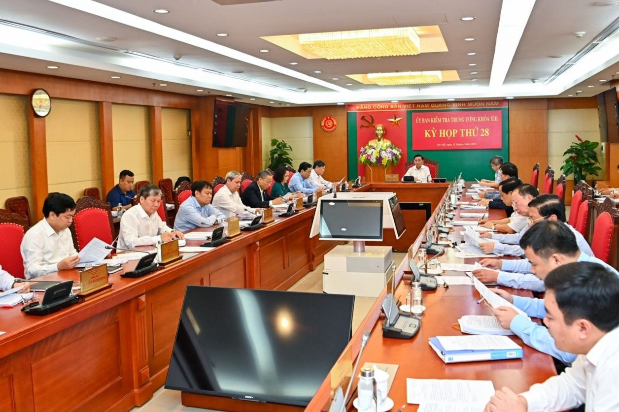 Phương án luân chuyển cán bộ trong hệ thống ngành kiểm tra Đảng