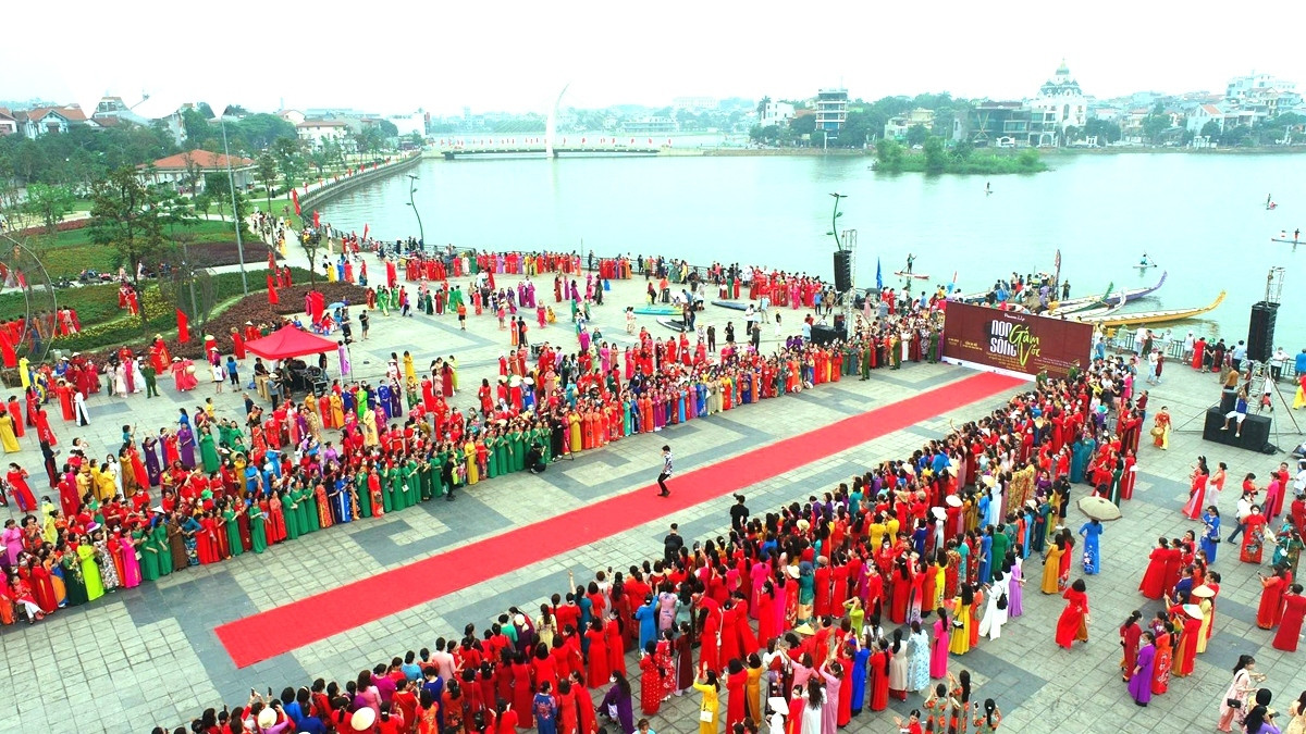 three guinness records for vietnamese long dress picture 4
