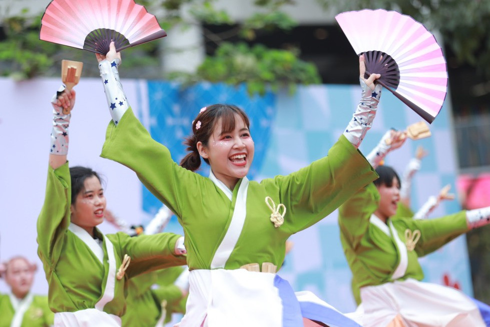 Người trẻ tưng bừng tham gia Liên hoan Yosakoi Việt Nam 2023