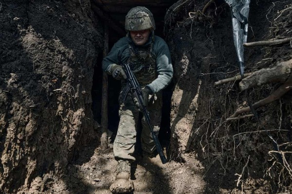 Ukraine chiếm lợi thế trước Nga tại Kherson, EU viện trợ thêm cho Kiev