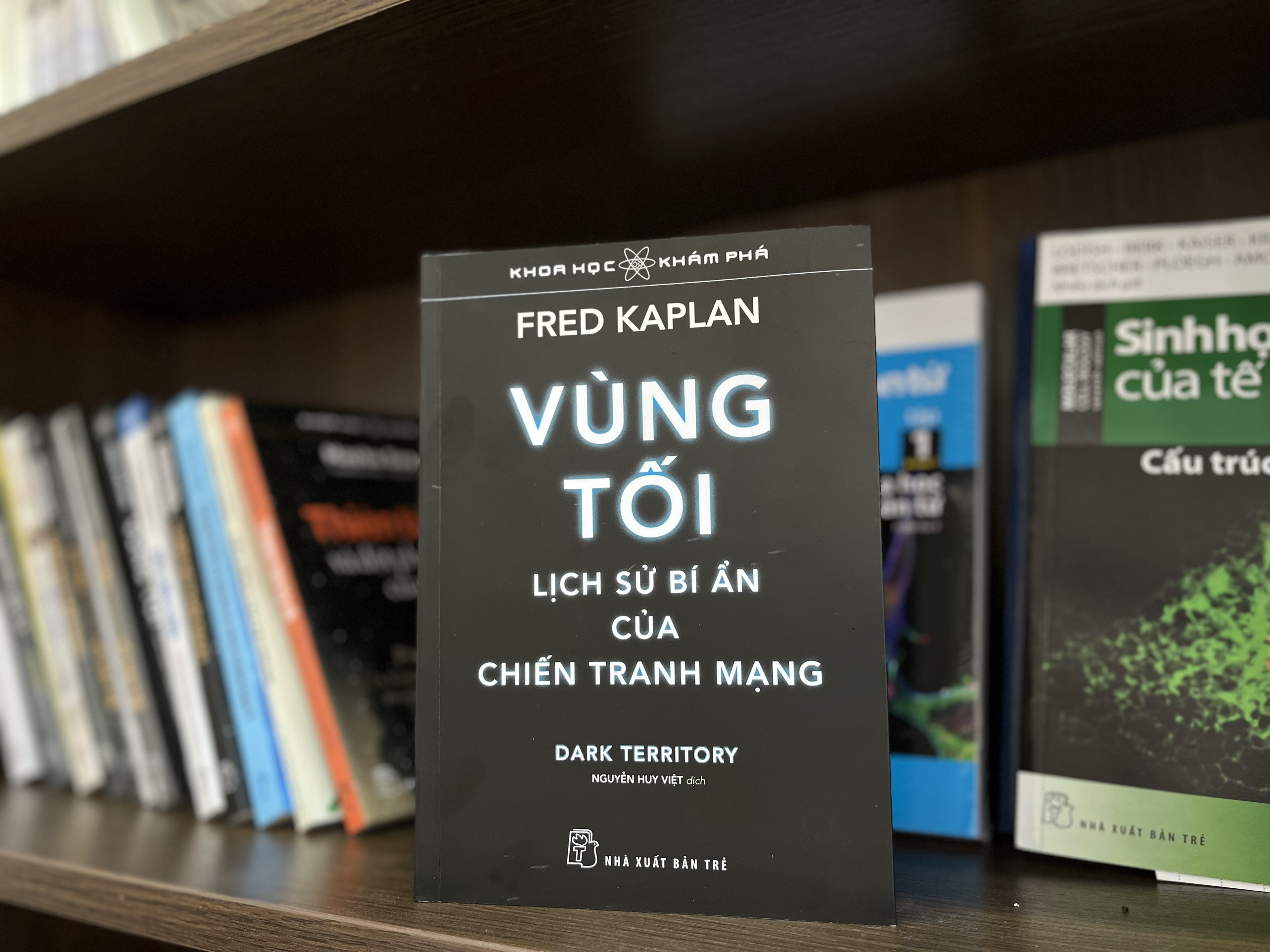 ‘Vùng tối’: Cuốn biên niên sử về chiến tranh mạng từ khi khởi thủy