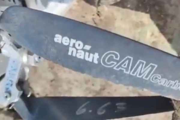 Video binh lính Nga 'mổ xẻ' UAV cảm tử Mỹ gửi cho Ukraine