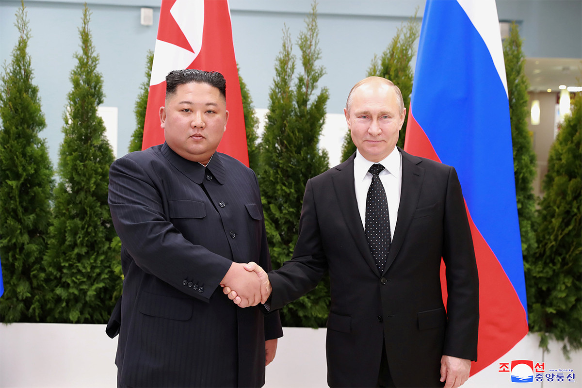 Triều Tiên cam kết đẩy mạnh quan hệ với Nga