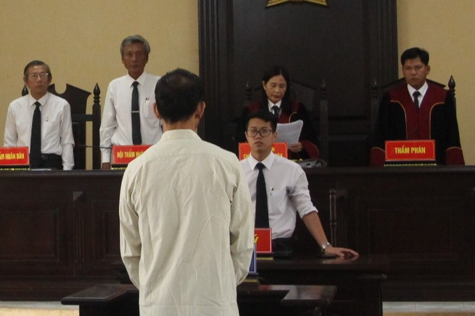 Người đàn ông bị phạt 13 năm tù do xâm hại tình dục con gái người tình