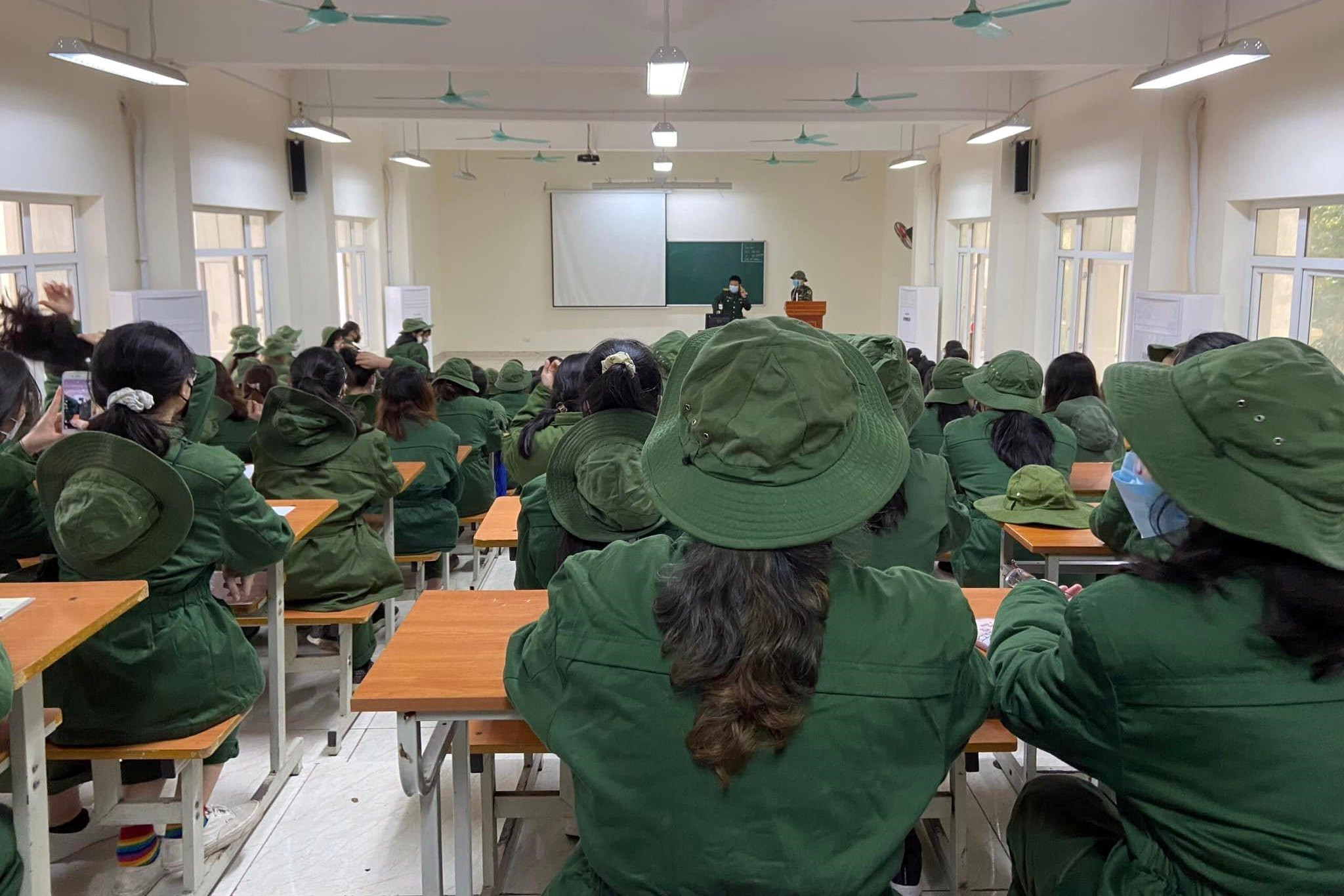 ‘Điểm đầu vào thấp vẫn không tuyển đủ sinh viên ngành Giáo dục quốc phòng’