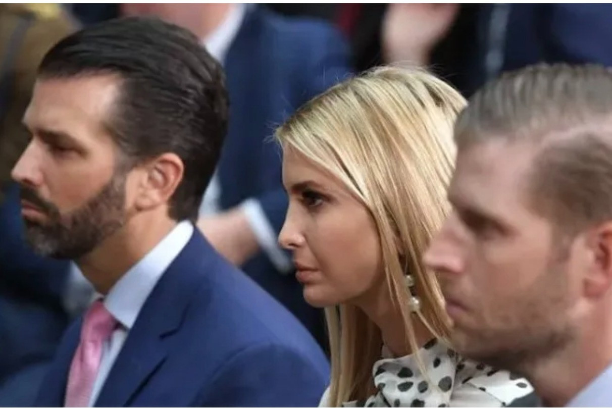 Ivanka thuê luật sư riêng, gia đình ông Trump đang bị chia rẽ?