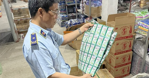 Bán hàng hiệu giả mạo, 3 đối tượng bị xử phạt 71 triệu đồng