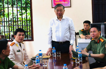 Bộ trưởng Công an Tô Lâm biểu dương lực lượng bảo đảm an toàn tại Đền Hùng