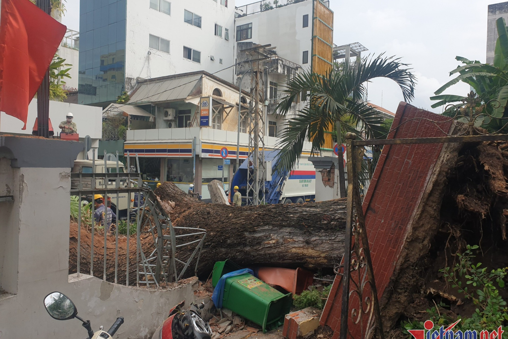 Mệt 'bở hơi tai' mỗi lần về quê chồng ăn Tết