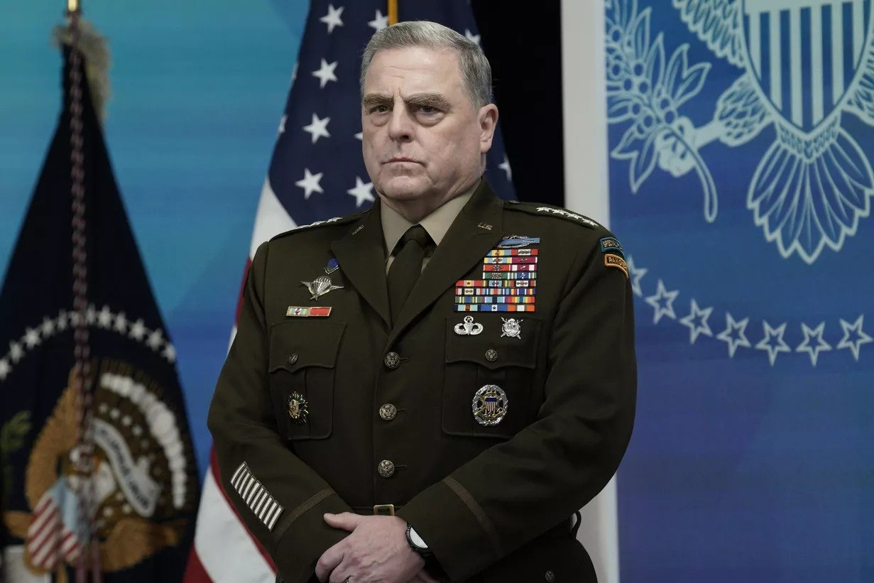 Tướng Mỹ nói về cơ hội thành công của Ukraine, lãnh đạo UNESCO thăm Kiev