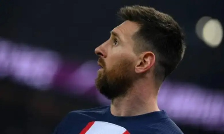 Messi tiếp tục bị la ó, fan PSG muốn anh rời Paris