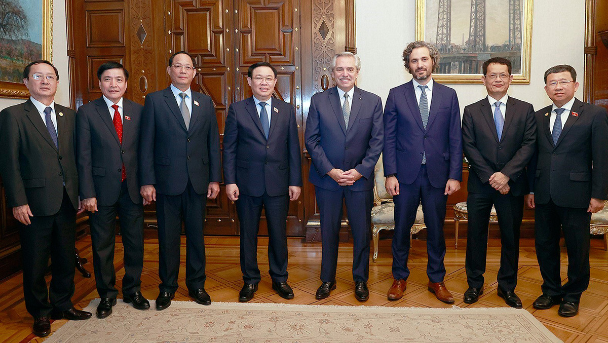 Cùng kiến tạo tương lai mối quan hệ Việt Nam với Cuba, Argentina, Đông Uruguay -0