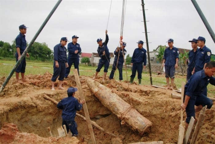 Việt Nam còn sót 800 nghìn tấn bom mìn sau chiến tranh