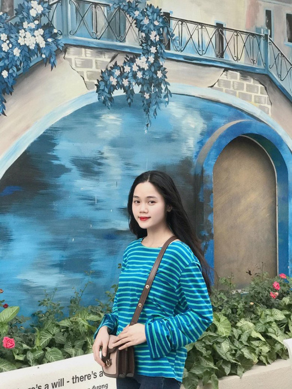 Hotgirl Quảng Bình từng thi Miss Grand Việt Nam làm tiếp viên hàng không: Nhan sắc ngọt ngào, trình độ học vấn xuất sắc - Ảnh 8.