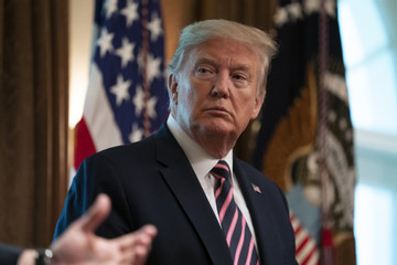 Báo chí Mỹ tràn ngập tin tức về ông Trump