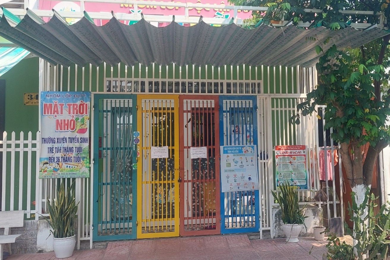 Bé trai 15 tháng tuổi tử vong khi đi học tại nhóm trẻ