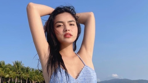 Nữ diễn viên nói về cảnh lộ ngực bị phản ứng trong MV Hồ Quang Hiếu