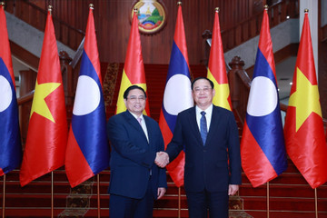 Việt Nam - Lào quyết tâm tháo gỡ tồn đọng các dự án trọng điểm