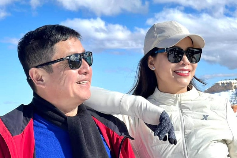 Chuyến du lịch ngọt ngào của Chí Trung bên bạn gái kém 17 tuổi