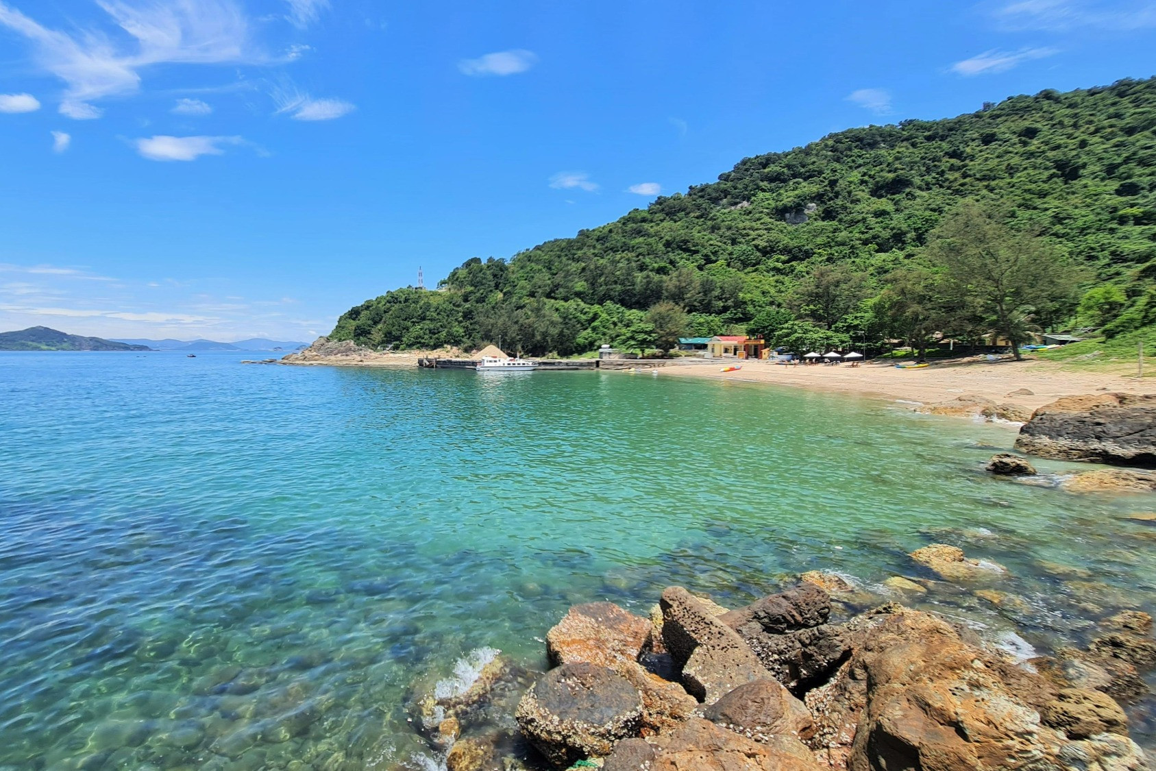 Khám phá đảo Mê đẹp hoang sơ, tour du lịch 'mới tinh' ở Thanh Hóa