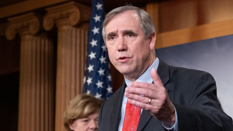 US Senator to lead bicameral congressional delegation to Vietnam, Indonesia