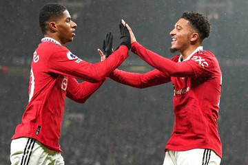 MU thắng 'rửa mặt' nhờ công Rashford