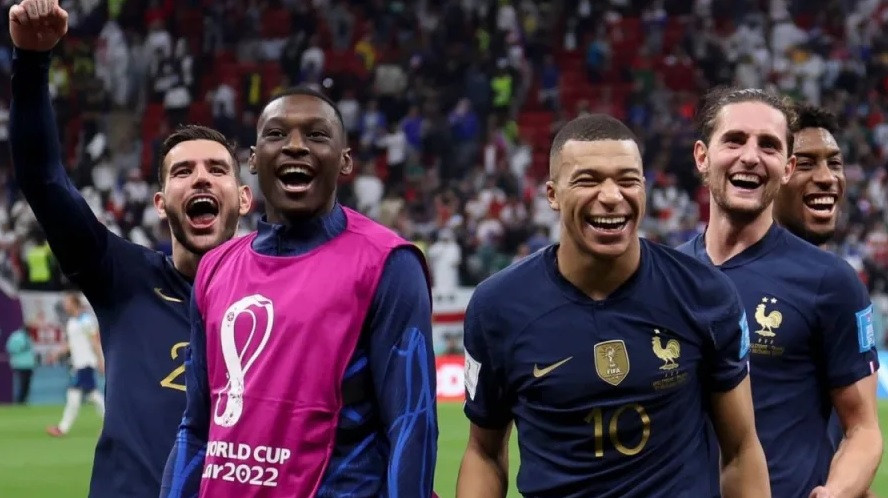 Mbappe nổi giận, PSG mua dàn cầu thủ Pháp về để ‘chuộc lỗi’