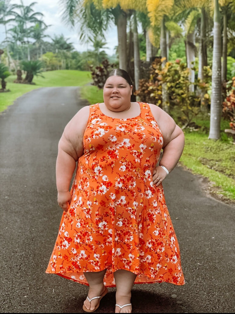 nguoi ngoai co du lich anh 1