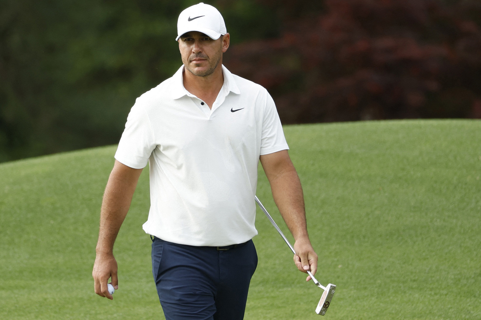 Brooks Koepka dẫn đầu vòng 2 The Masters