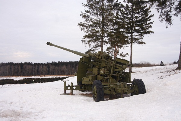 Cận cảnh Ukraine sử dụng pháo phòng không ‘cực hiếm’ sản xuất từ năm 1949