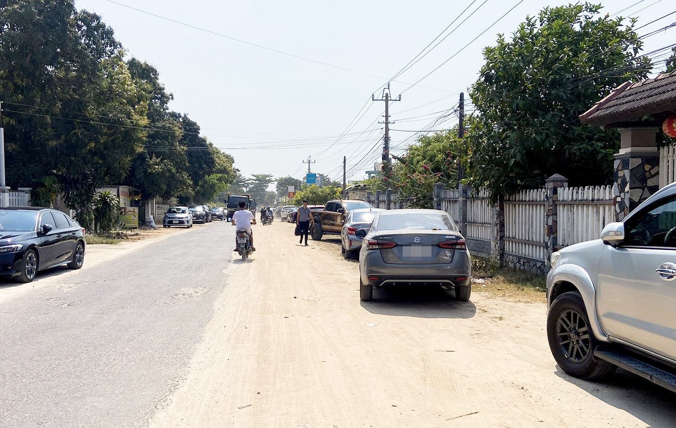 'Sốt đất ảo' vùng quê, chủ đầu tư bán ‘chui’ hơn 500 căn nhà