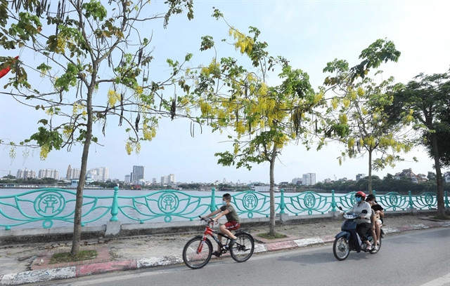 Concerns raised on impact of expanding businesses on Hanoi's West Lake
